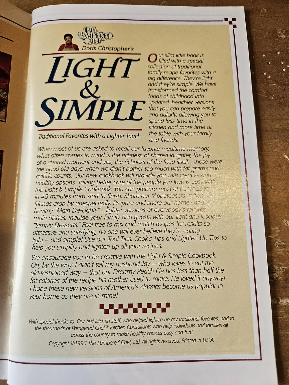 The Pampered Chef Recipe Book Lot, Season's Best; Light & Simple; Food Family